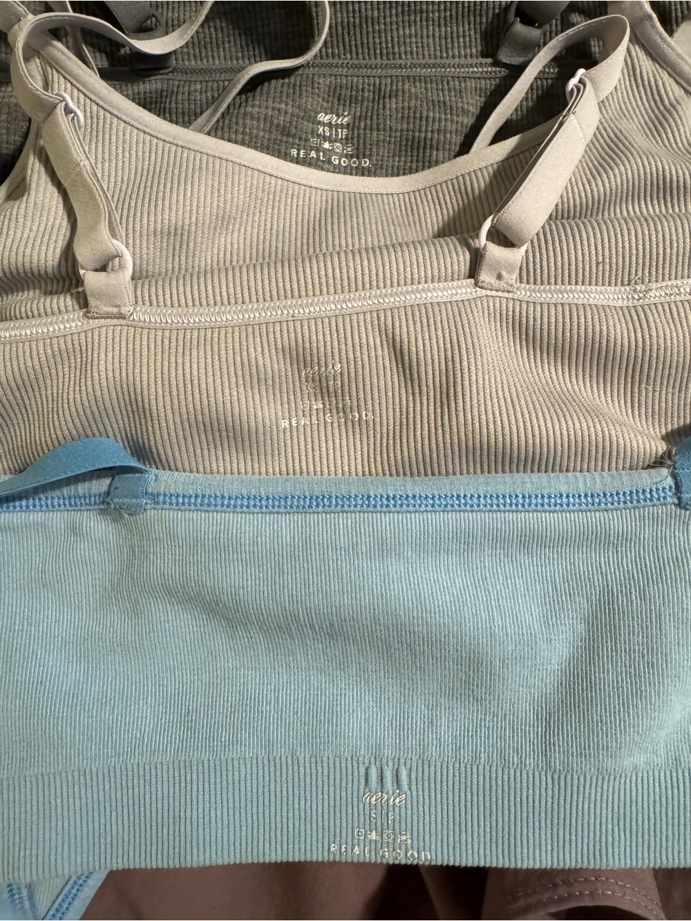 Set of Areie Sports Bras and Bralettes - Picture 4 of 4